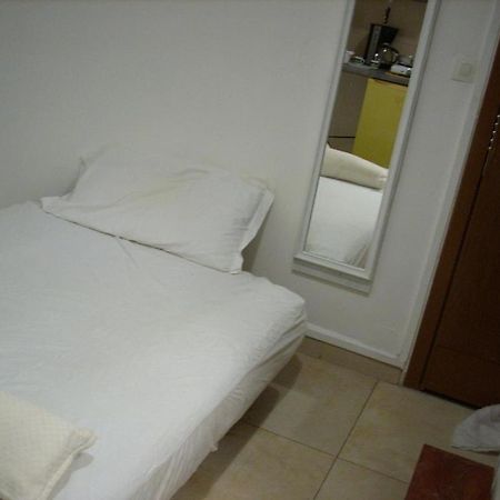 Studio De La Gare Apartment นีซ ภายนอก รูปภาพ